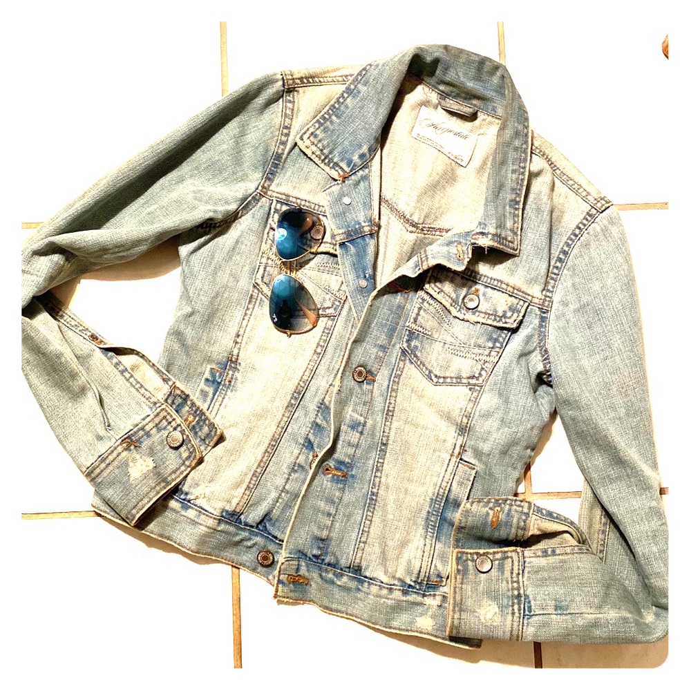 Women’s jean jacket